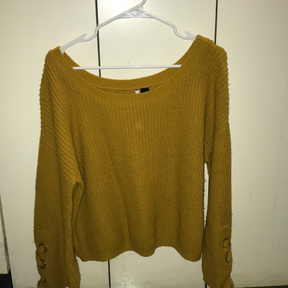 Yellow sweater